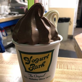 Yogurt Park - Ghiradelli chocolate and vanilla swirl mini - Ice Cream & Frozen Yogurt Near Me - Berkeley, California