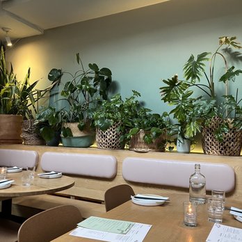 Di An Di - Interior - Vietnamese Near Me - Brooklyn, New York Di An Di - Interior - Vietnamese Near Me - Brooklyn, New York