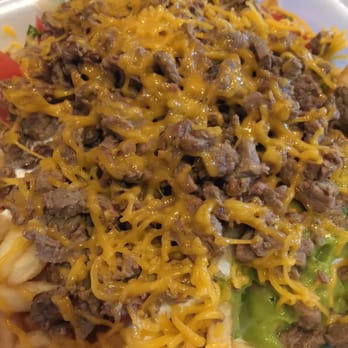 Molca Salsa - Super fries. About $7.45 which incl. tax. Meat looks grey in color...looks worse thab pictured. :c - Mexican Near Me - Fullerton, California