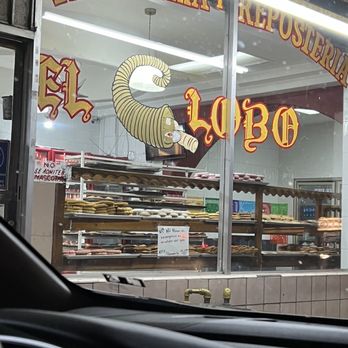 El Lobo - Storefront at night. - Bakeries Near Me - Tijuana, BCN El Lobo - Storefront at night. - Bakeries Near Me - Tijuana, BCN
