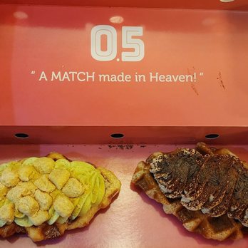 Korean Kater - Matcha Croffle and Tiramisu Croffle - Food Trucks Near Me