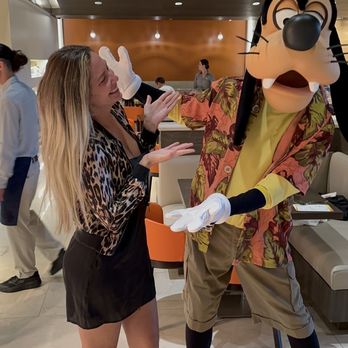 Ravello - goofy - Italian Near Me - Orlando, Florida