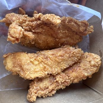 Legend Hot Chicken - Plain tenders not what I ordered - Chicken Wings Near Me - Lakewood, California Legend Hot Chicken - Plain tenders not what I ordered - Chicken Wings Near Me - Lakewood, California
