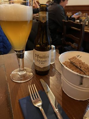 Fin de Siècle by null