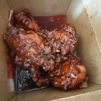 Wingz And A Prayer - Chicken Wings Near Me - Pocono Summit, Pennsylvania
