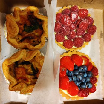 Le Petit Monstre - Quiche and fruit tarts - Patisserie/Cake Shop Near Me - Brooklyn, New York