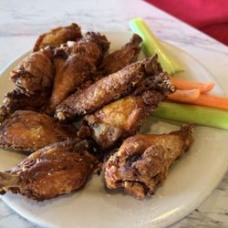1880 Grille - Chicken wings way over cooked