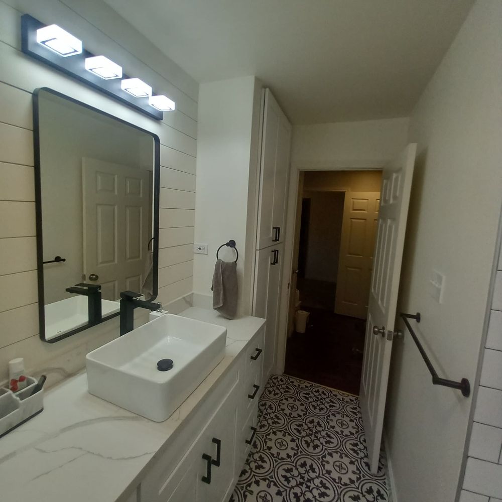 Slide of Home & Roofing Expert