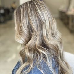 Whimsy Salon - Traditional foils