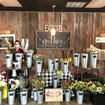 Sweet Pea Flower Truck - Florists Near Me