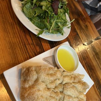 Oenotri - mixed lettuces salad & foccacia w/ olive oil - Italian Near Me - Napa, California