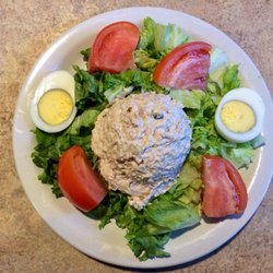 Bridgemoor Transitional Care - Excellent tuna salad plate! Only $4!