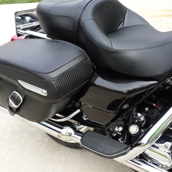 Flawless Finish Mobile Detailing - My 2006 Road King Classic after getting detailed by Josh - Auto Detailing Near Me Flawless Finish Mobile Detailing - My 2006 Road King Classic after getting detailed by Josh - Auto Detailing Near Me