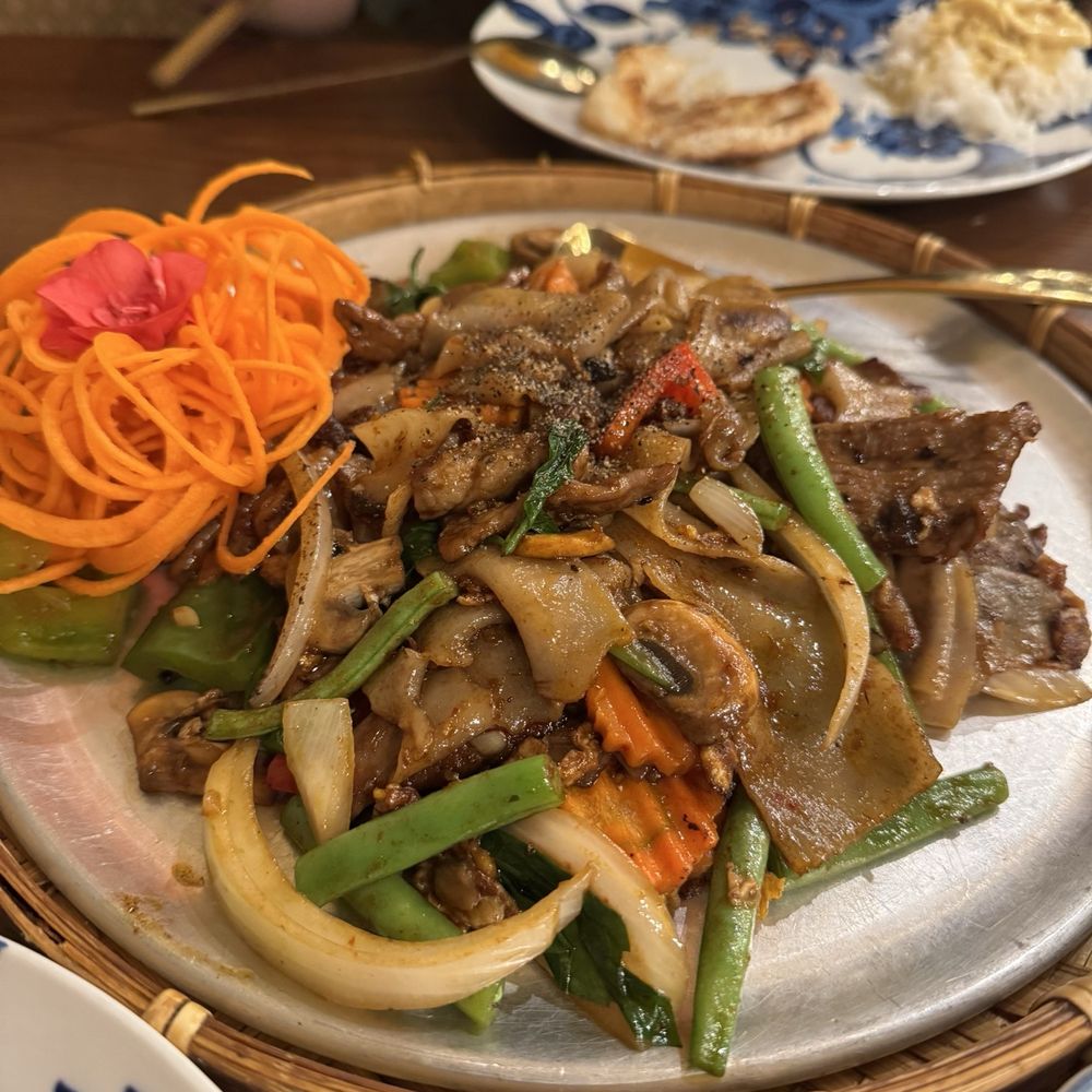 Zaab Station - N-4. Drunken Noodle - Thai Near Me - Katy, Texas Zaab Station - N-4. Drunken Noodle - Thai Near Me - Katy, Texas