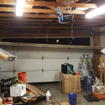 5 Star Garage Door Solutions - Before pic - My garage door Sat night (long story). Allan helped me next day, even on his day off!! - Garage Door Services Near Me - Temecula, California 5 Star Garage Door Solutions - Before pic - My garage door Sat night (long story). Allan helped me next day, even on his day off!! - Garage Door Services Near Me - Temecula, California