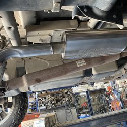 Pepe's Muffler Shop