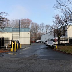 US Storage Centers - Exterior electronic access gate