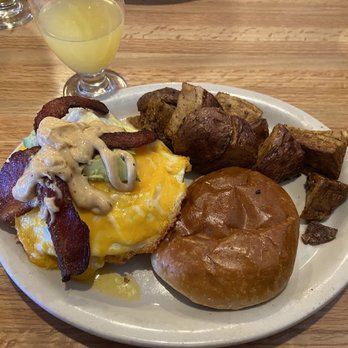 Sunset Grill - Fat ass sandwich - American Near Me - Fredericksburg, Texas