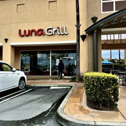 Exterior outside entrance of Luna Grill Aliso Viejo - Luna Grill Building Aliso Viejo Location - Aliso Viejo, California Exterior outside entrance of Luna Grill Aliso Viejo - Luna Grill Building Aliso Viejo Location - Aliso Viejo, California