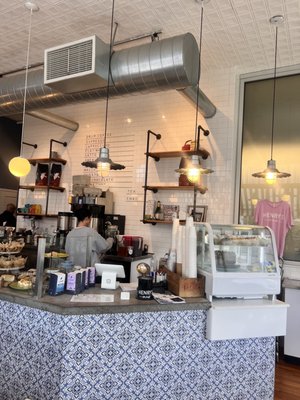 Henry’s On Clay by null