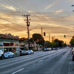 Grand Station - Grand St & Lincoln Ave