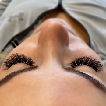 Sly Lash - Hybrid volume - Eyelash Service Near Me - Longwood, Florida