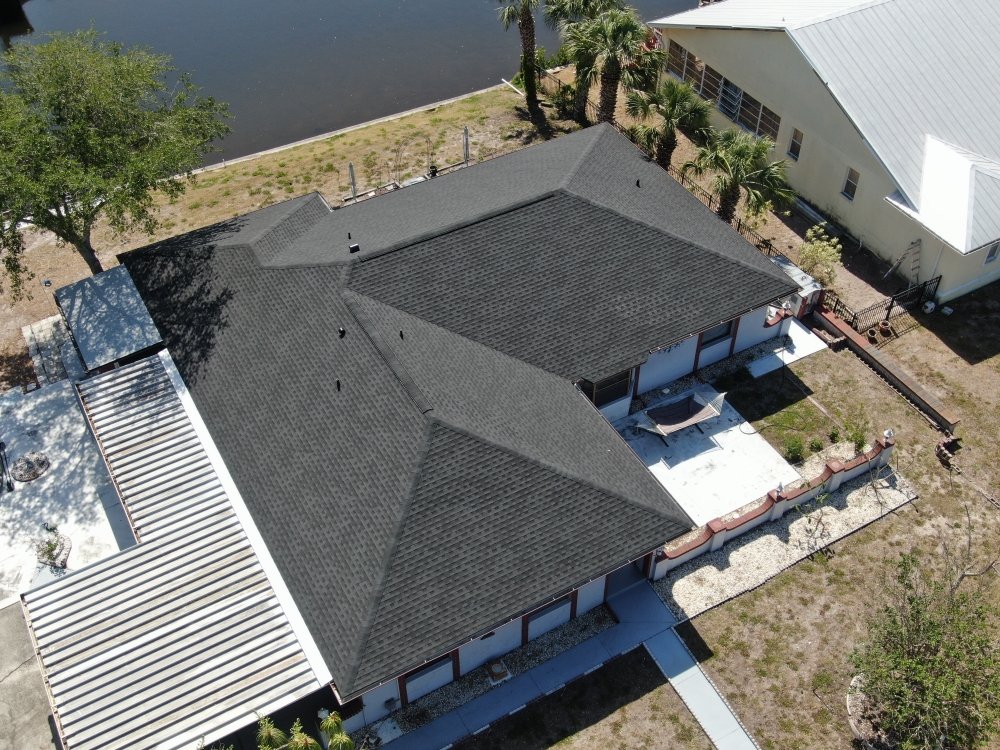 Slide of Harbor Roofing