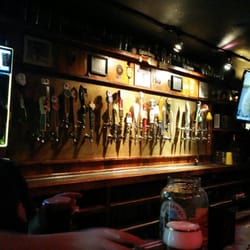 Molly's Pub