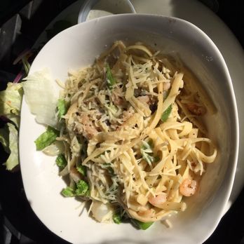 Fall River Restaurant - Seafood pasta with scallop and shrimp - New American Near Me - Fall River Mills, California Fall River Restaurant - Seafood pasta with scallop and shrimp - New American Near Me - Fall River Mills, California