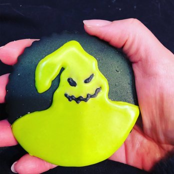 Amphora Bakery - Oogie Boogie Halloween Sugar Cookie - Bakeries Near Me - Herndon, Virginia