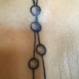 Details of the chain and colors!