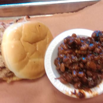 Monk's BBQ - Pulled pork and baked beans - Barbeque Near Me - Purcellville, Virginia Monk's BBQ - Pulled pork and baked beans - Barbeque Near Me - Purcellville, Virginia