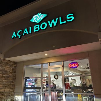 Rio Açai Bowls - Outside - Poke Near Me - Bakersfield, California Rio Açai Bowls - Outside - Poke Near Me - Bakersfield, California