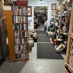 Auction Charleston Antique Mall