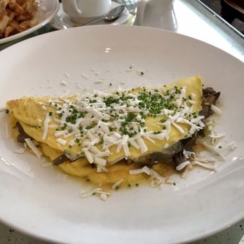 Rouge - Veggie Omelette $16 - Breakfast & Brunch Near Me - Philadelphia, Pennsylvania