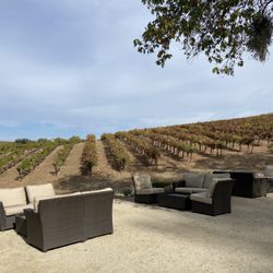 Sentivo Vineyards & Winery - Taste with a view in comfort