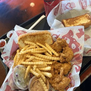 Raising Cane's Chicken Fingers