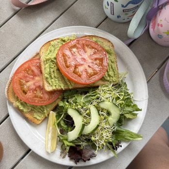 Kihei Caffe - Avocado toast - Hawaiian Near Me - Kihei, Hawaii Kihei Caffe - Avocado toast - Hawaiian Near Me - Kihei, Hawaii