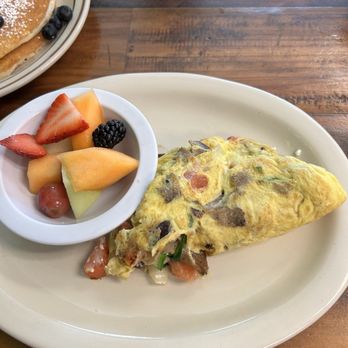 Wild Berry Cafe Naples - Greek Omelet - Breakfast & Brunch Near Me - Naples, Florida