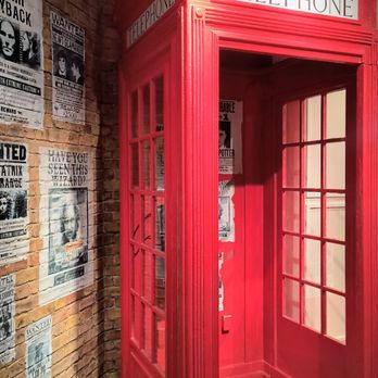 Harry Potter Shop - Books, Mags, Music & Video Near Me - New York, New York