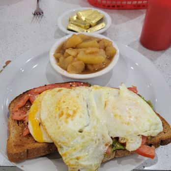 Little Griddle - Avocado toast with sliced tomato and eggs and a side of cooked apples - Breakfast & Brunch Near Me - New Smyrna Beach, Florida Little Griddle - Avocado toast with sliced tomato and eggs and a side of cooked apples - Breakfast & Brunch Near Me - New Smyrna Beach, Florida
