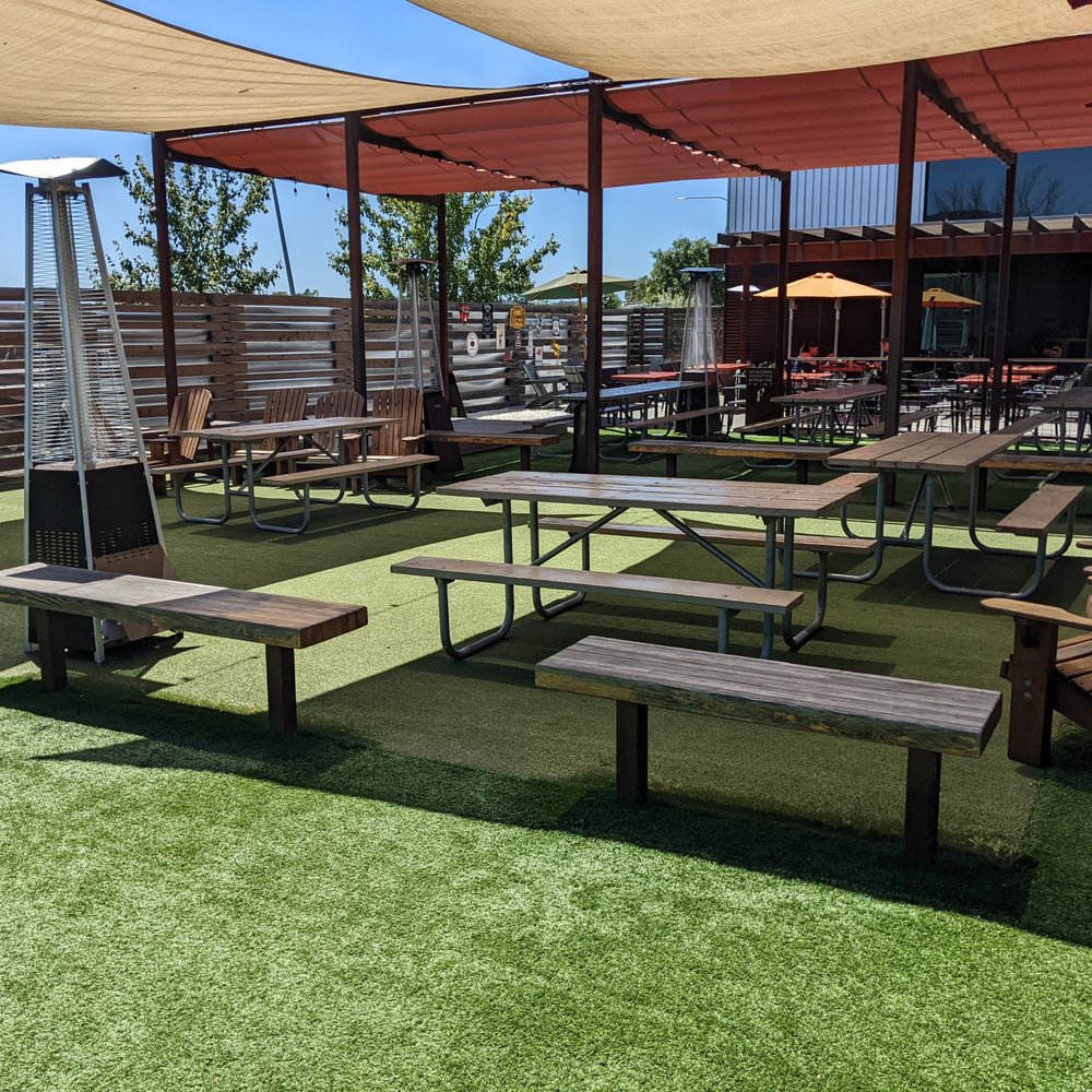 Forge Pizza - Patio seating at Forge Pizza - Pizza Near Me - Napa, California Forge Pizza - Patio seating at Forge Pizza - Pizza Near Me - Napa, California