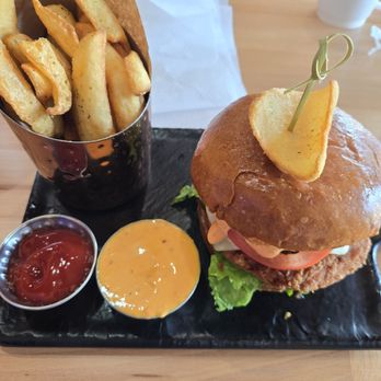 Chick n' Burger - Chicken Shop Near Me - Prosper, Texas