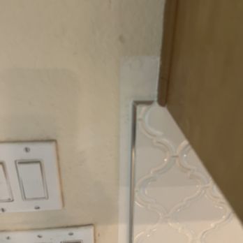 Lowe's Home Improvement - Stainless edging instead of having a ceramic decorative trim. - Hardware Stores Near Me - Gilbert, Arizona