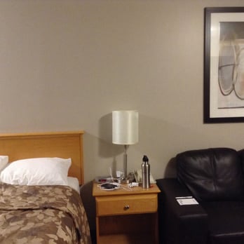 Best Canadian Motor Inns - Hotels Near Me - Hinton, Alberta Best Canadian Motor Inns - Hotels Near Me - Hinton, Alberta