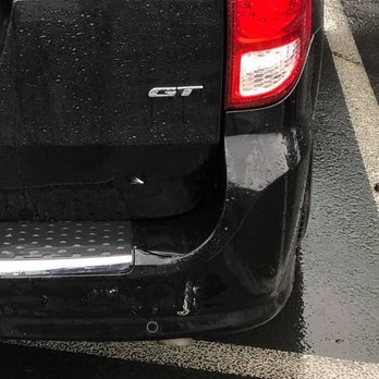 Murray's CARSTAR Collision - Body damage before the fix - Body Shops Near Me - Seattle, Washington