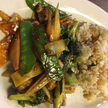 Chef Joe - V1. Vegetable Delight with fried rice. - Chinese Near Me - San Antonio, Texas