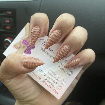 Wynn Nails & Spa - Full set acrylics - Nail Salons Near Me - Irvine, California