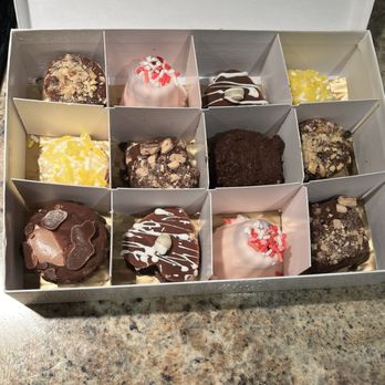 Lake Effect Artisan Ice Cream - Ice Cream & Frozen Yogurt Near Me - Buffalo, New York Lake Effect Artisan Ice Cream - Ice Cream & Frozen Yogurt Near Me - Buffalo, New York