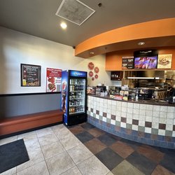 Round Table Pizza